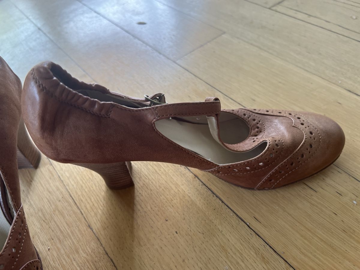 Scarpe da donna: Riemchen-Pumps Gr. 40 Cognacbraun – Nuovo (secondo la descrizione) da Wettingen venduto da Tiffany29 1