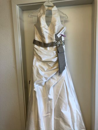 Robe de mariée neuve Raffaeli t.40