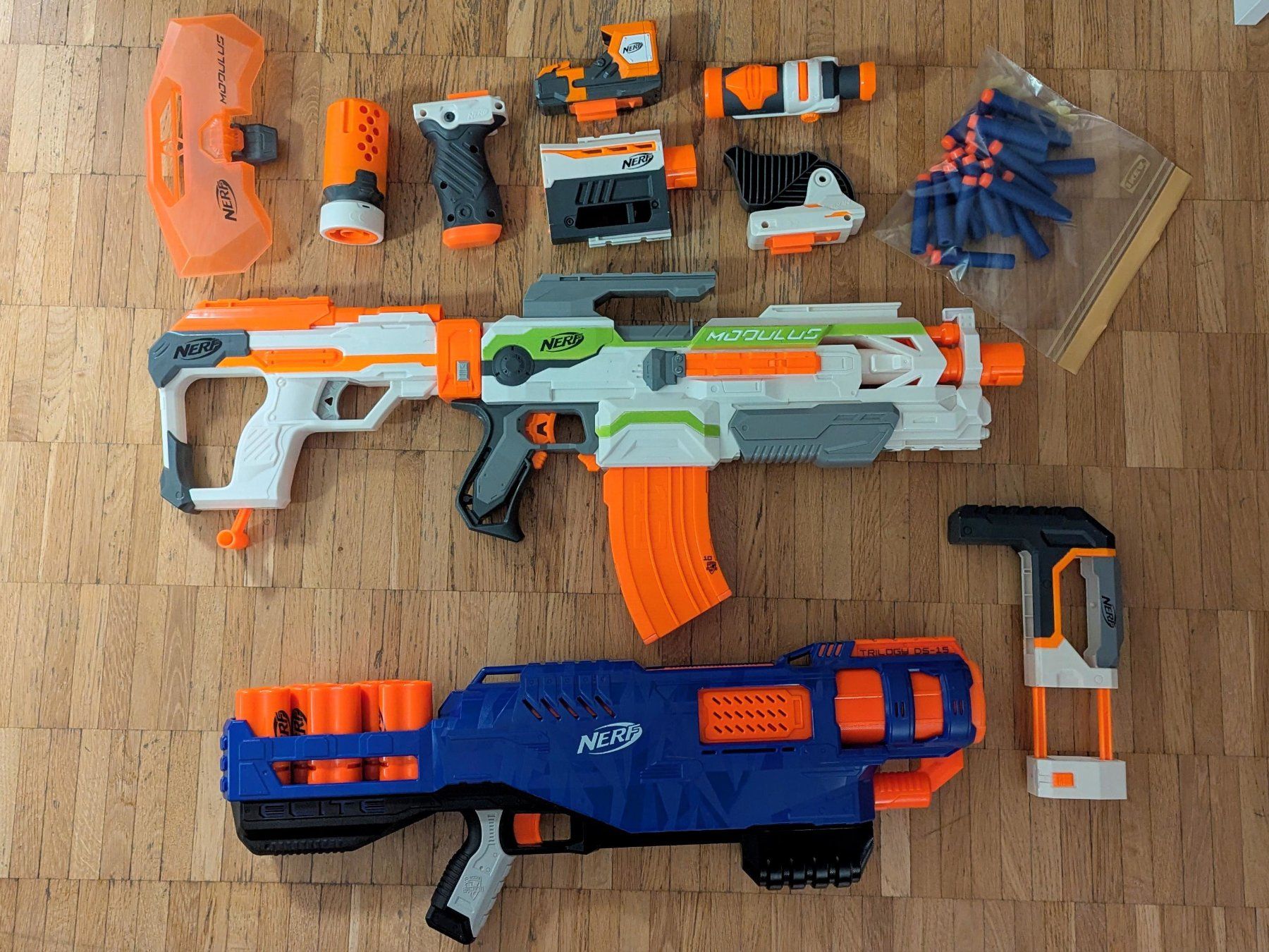 Nerf Jouets: Nerf Trilogy DS-15 + Modulus + Zubehör – D'occasion à Zürich par Pordox