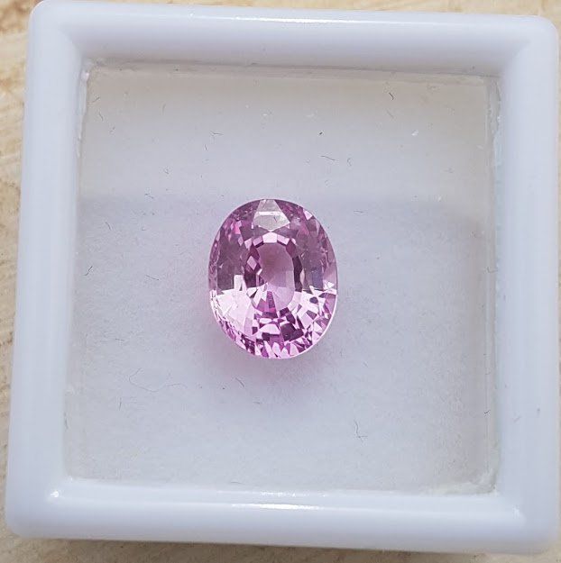 Pietre preziose: Saphir Rose 3.85 ct – Nuovo e nell'imballaggio originale da zuerich venduto da Jewlsdesign 1