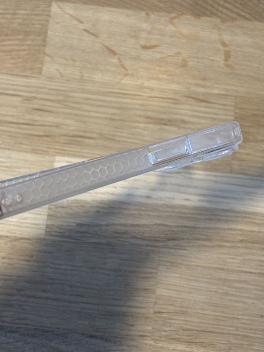 Apple Cover & Protezioni schermo: Transparente Schutzhülle für iPhone 15 – Usato da Suhr venduto da Speed_20 2