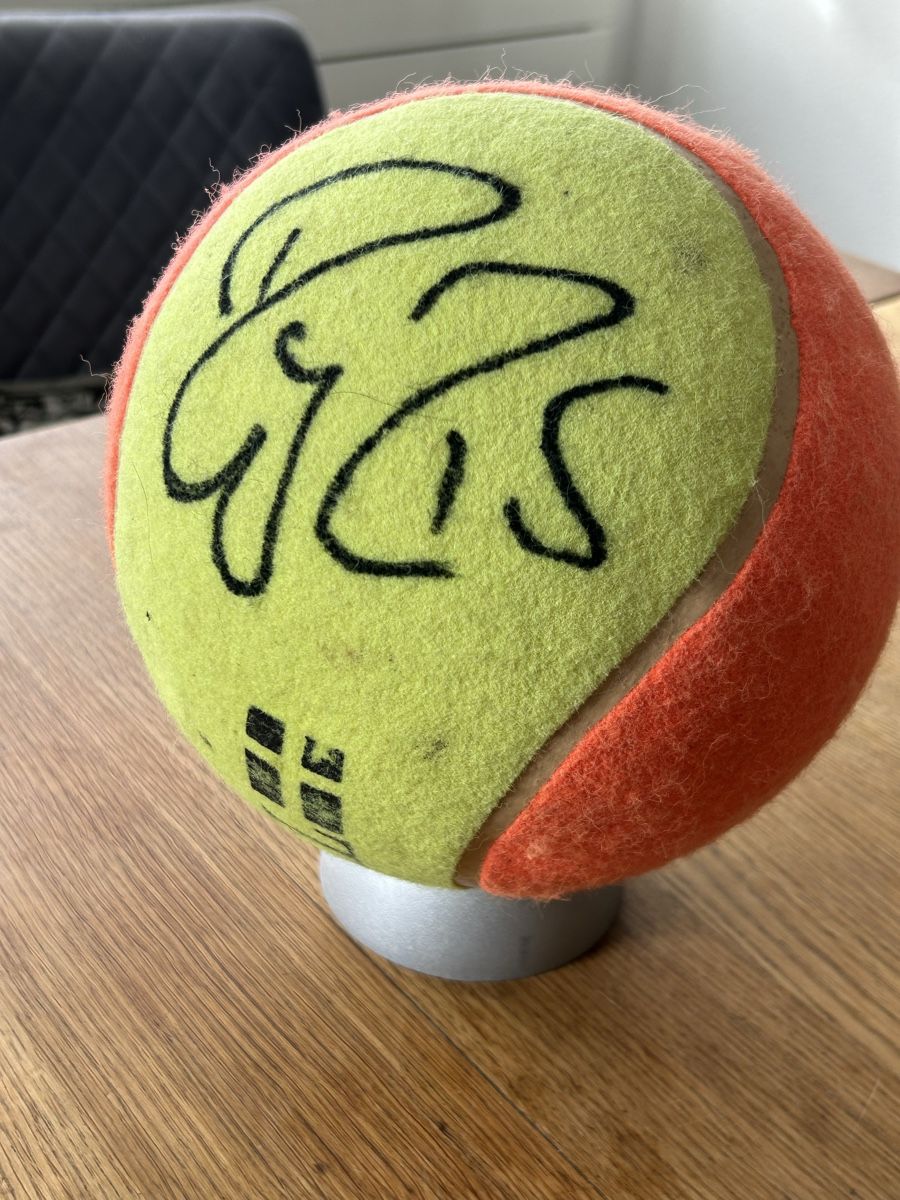 Autografi: Jumbo Ball Signiert von Roger Federer – Usato da möhlin venduto da Caja1 1
