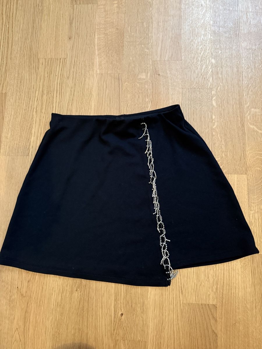 Jupes: Minirock mit Glitzerdetails – D'occasion à Mörschwil par Seegurke18
