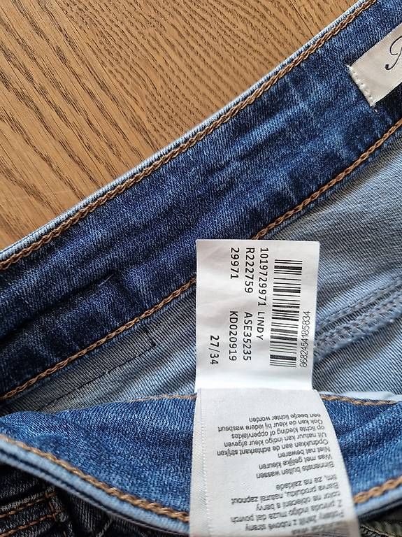 Mavi Jeans: 2 Mavi Jeans Lindy 27/34 – Usato da Liebefeld venduto da Sibe82 3