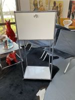 USM Weiss mit Klappe (Preis VB)