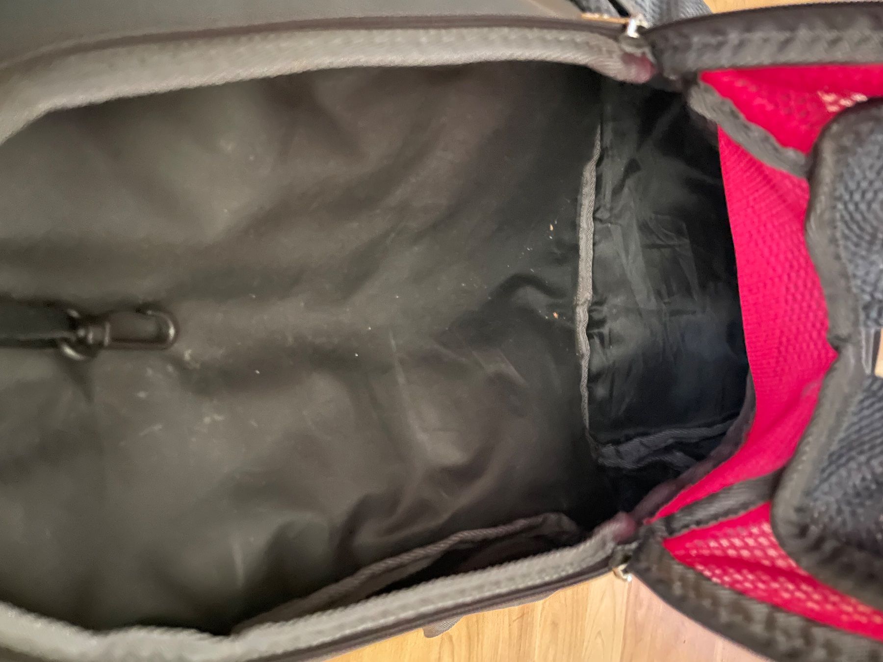 Zaini: Sac à dos pour transport de chien – Usato da Longirod venduto da vin_hn9m 2