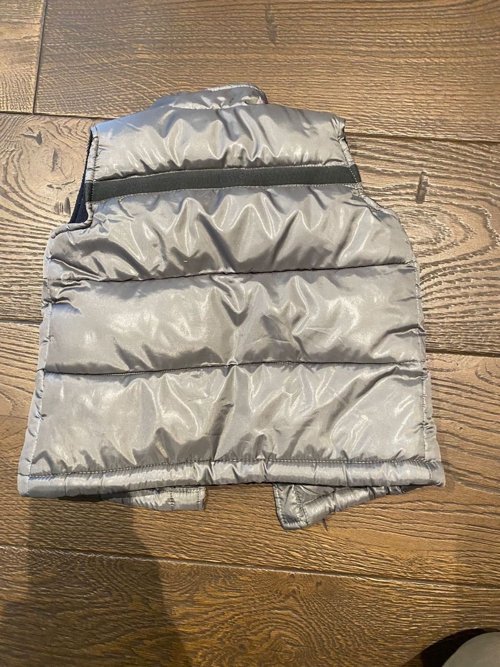 Altro abbigliamento per bambino: IKKS Gilet 12m – Usato da Büren SO venduto da Nico59 1