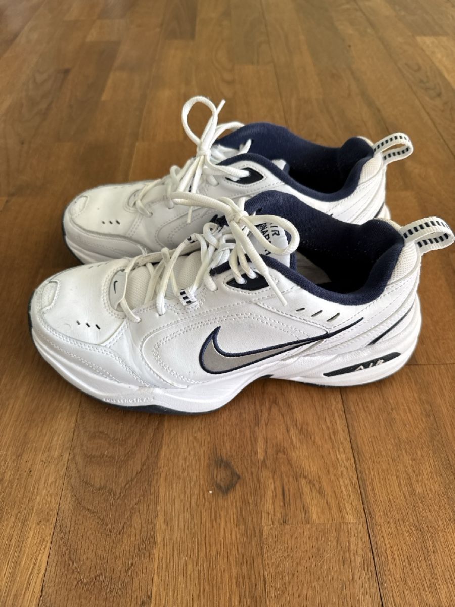 Nike Chaussures hommes: Nike Air Monarch  – D'occasion à Hütten par CaFeLe 2
