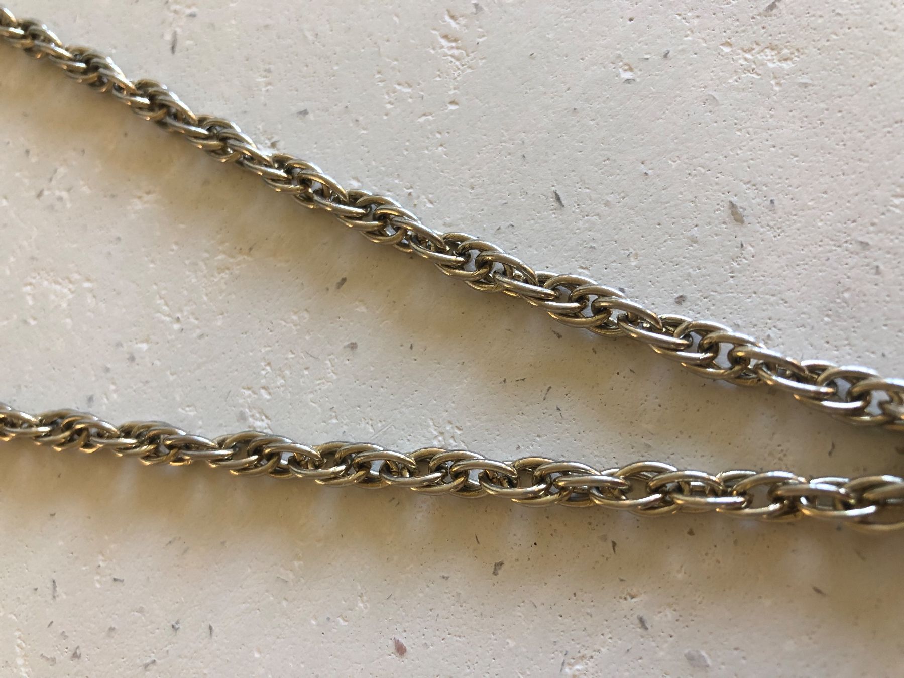 Catenine: Kette mit Anhänger Einzelstück – Usato da Zürich venduto da springsummer 4