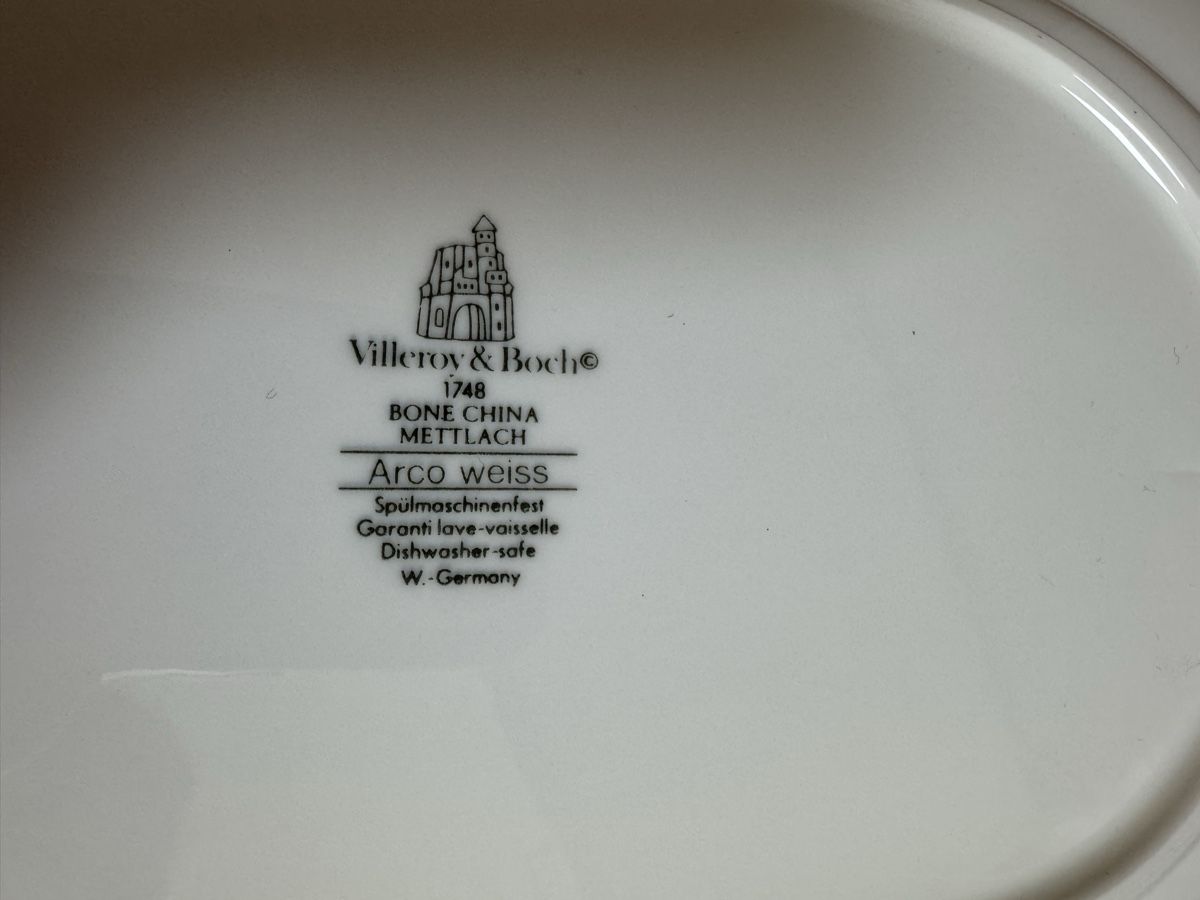 Villeroy & Boch Piatti di portata: 2 Villeroy & Boch Servierplatten Arco Weiss – Usato da Balsthal venduto da Narulya 1