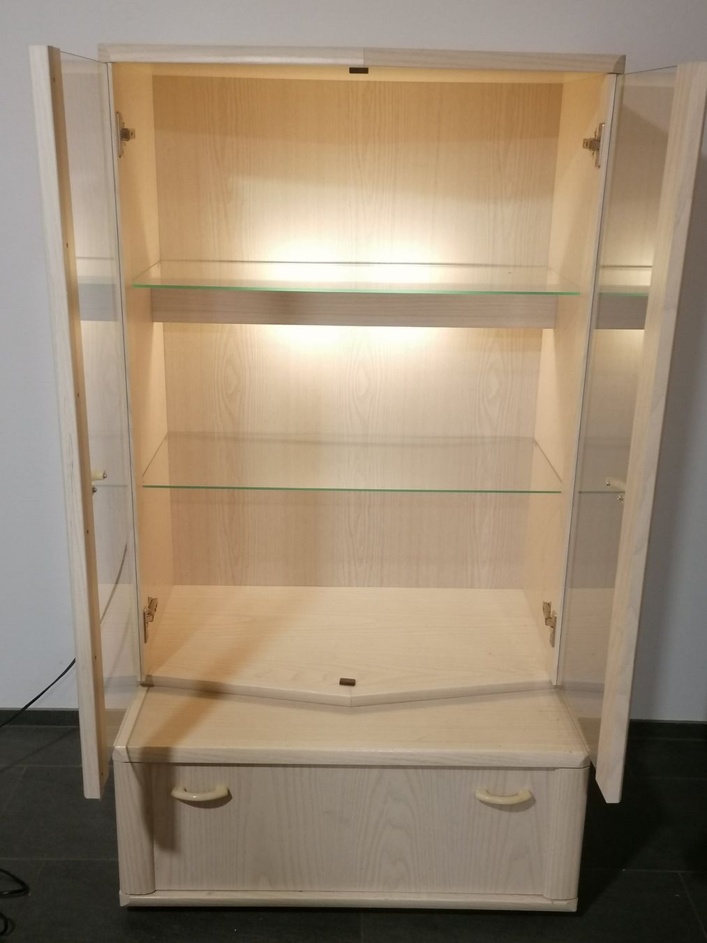 Vetrine: Vitrine mit Licht – Usato da Appenzell venduto da vario414 4