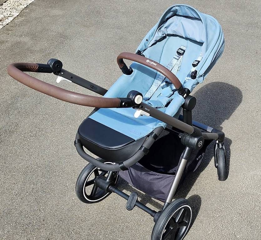 Carrozzine: Cybex Eos Lux 2-en-1 – Usato da Echandens venduto da poz_76vd 2