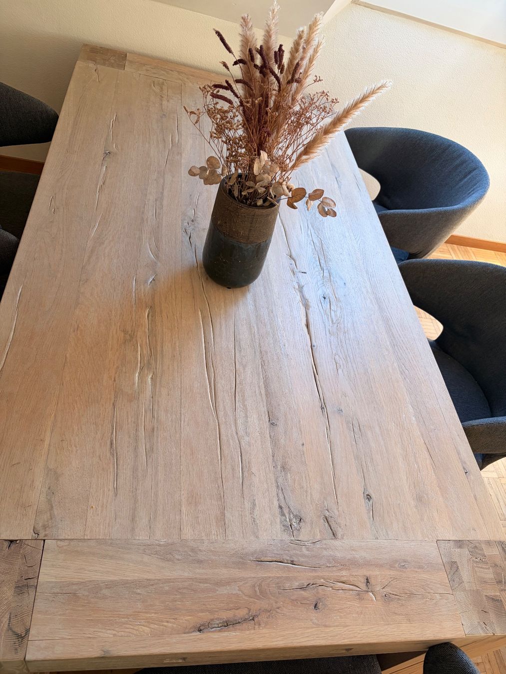 Holztisch massiv Landhausstil +Stühle 200cm gebraucht (Gebraucht) in Zürich für CHF 120 – nur Abholung auf Ricardo kaufen