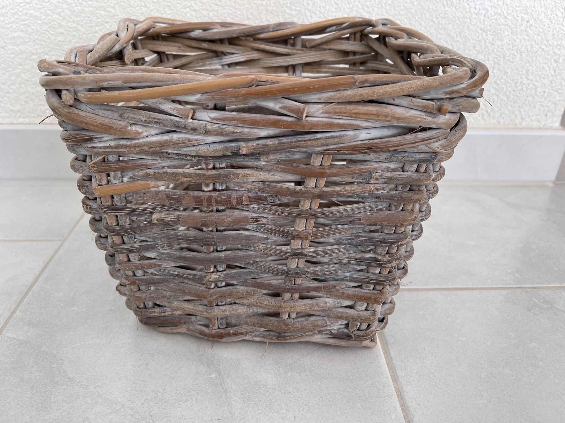 Altro per la casa: Schöner, quadratischer Korb, Shabby Chic – Usato da Spreitenbach venduto da R_1691