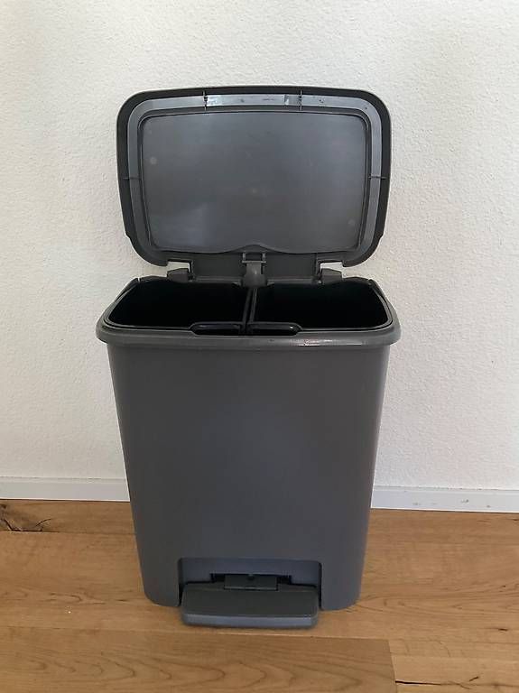 Ikea Cestini per rifiuti: Treteimer KNÖCKLA, IKEA – Usato da Luzern venduto da Juliette1907