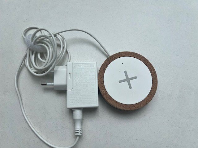 Ikea Caricabatterie: Ladestation IKEA Wireless Laden – Usato da Wettingen venduto da Muda33