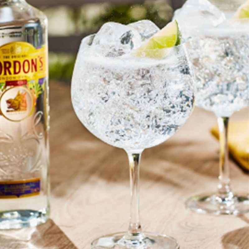 Bevande alcoliche: Gordon's London Dry Gin 37,5% Vol – Nuovo (secondo la descrizione) da Bülach venduto da RockBottomOffTheRamp 6