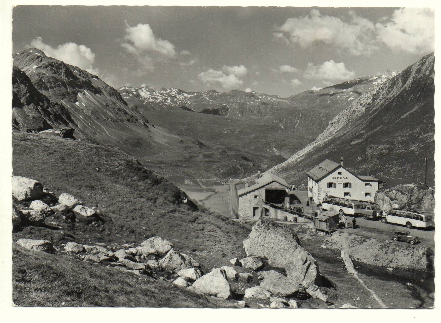 Cartoline postali: JULIER-PASS mit Hospiz, Postauto, Auto – Usato da Jona venduto da philajona