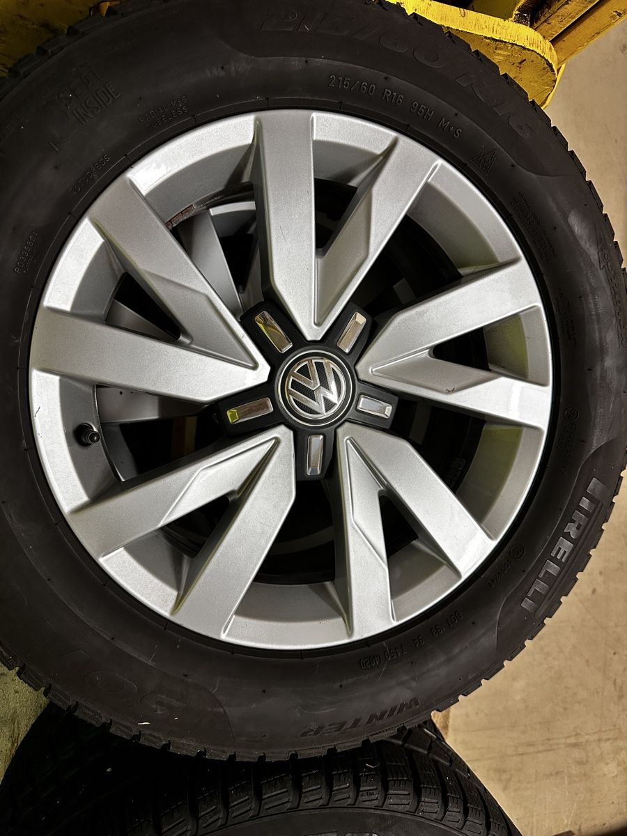Volkswagen Jantes: Roues VW R16 – D'occasion à Châtel-St-Denis par OTB 1