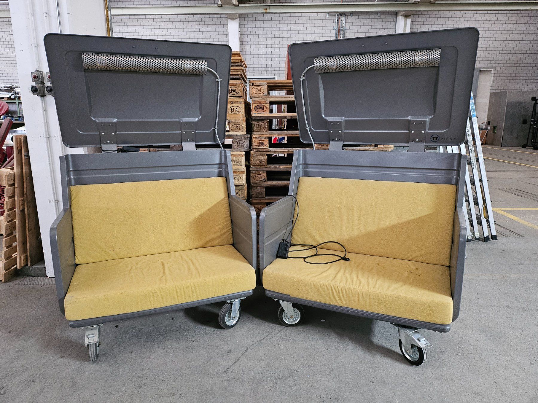 Divani: Containersofa – Usato da Gossau ZH venduto da Marcozh1 1