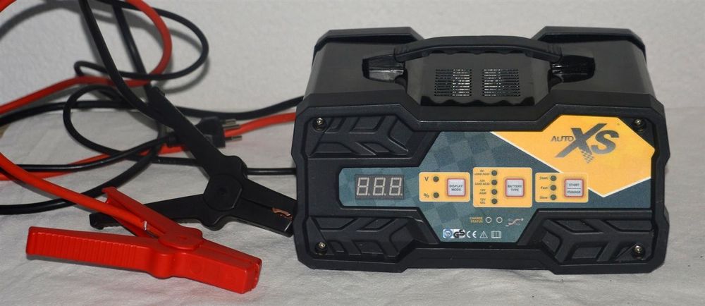 AUTO XS FC-12D Auto-Batterieladegerät