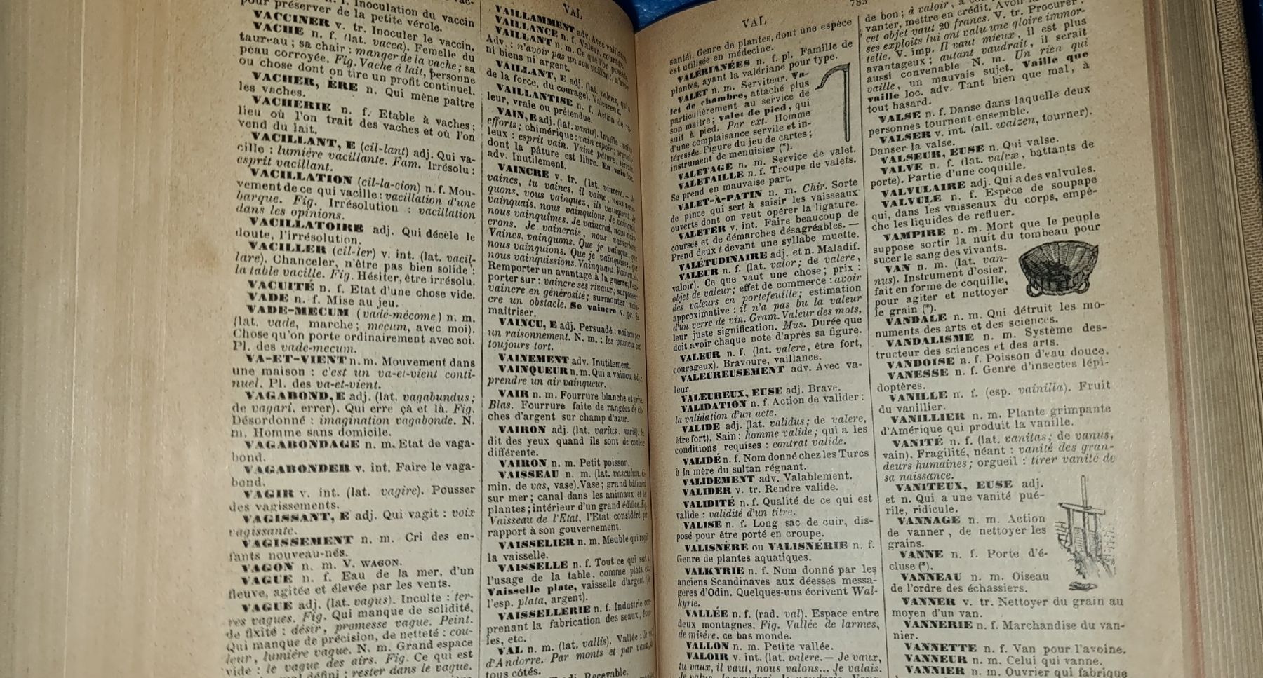 Libri: P.Larousse / Nouveau Dictionnaire Illustré. – Usato da Cortaillod venduto da signep 9