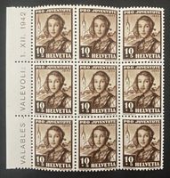 1942: PJ Appenzellerin mit Pf verschmiert.Mund 9er Block **