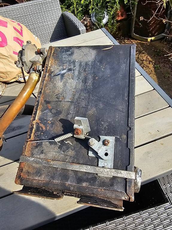 Radiatori: Smiths Fresh Air Heating Unit F350 Original Oldtimer Heizung – Usato da Rottenschwil venduto da epaveart 2