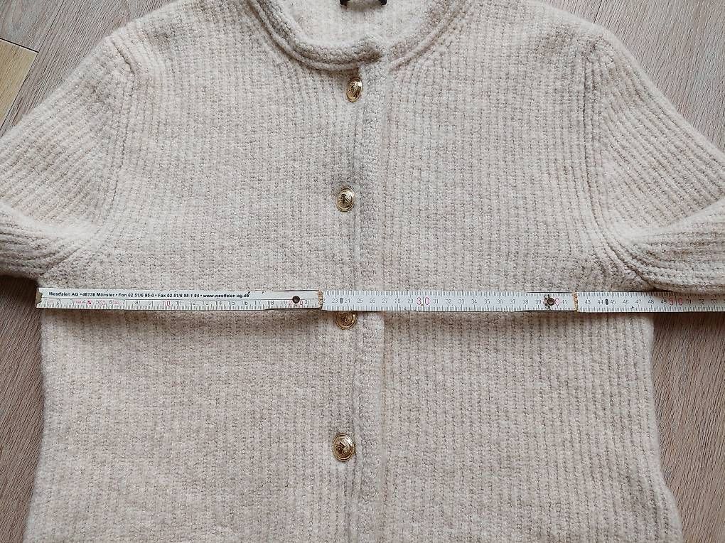 Massimo Dutti Gilets & Westen: Gilet Strickjacke Massimo Dutti 38 M – Gebraucht aus Zürich von Julia0123 1