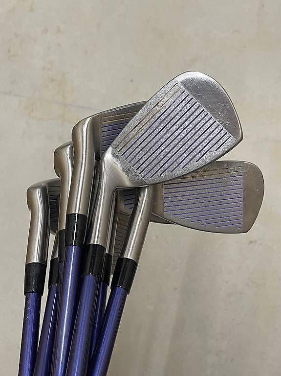 Clubs & Sets: Eisenset Damen 3-S – D'occasion à Bern par mia_8nfn 2