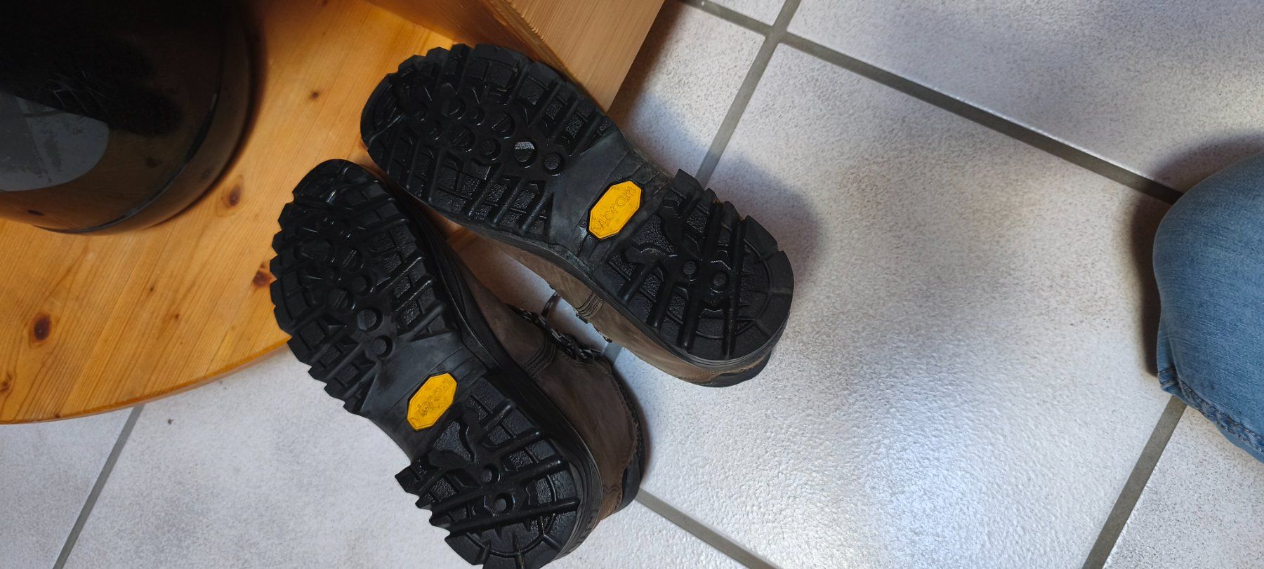Meindl Scarpe da donna: Wanderschuhe Meindl Gr. 41 Gore-Tex – Usato da Märstetten venduto da Stamy01 5