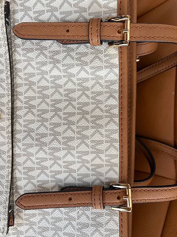 Taschen für Damen: Michal Kors Tasche – Neu (gemäss Beschreibung) aus Schaan von rod_8xgk 3