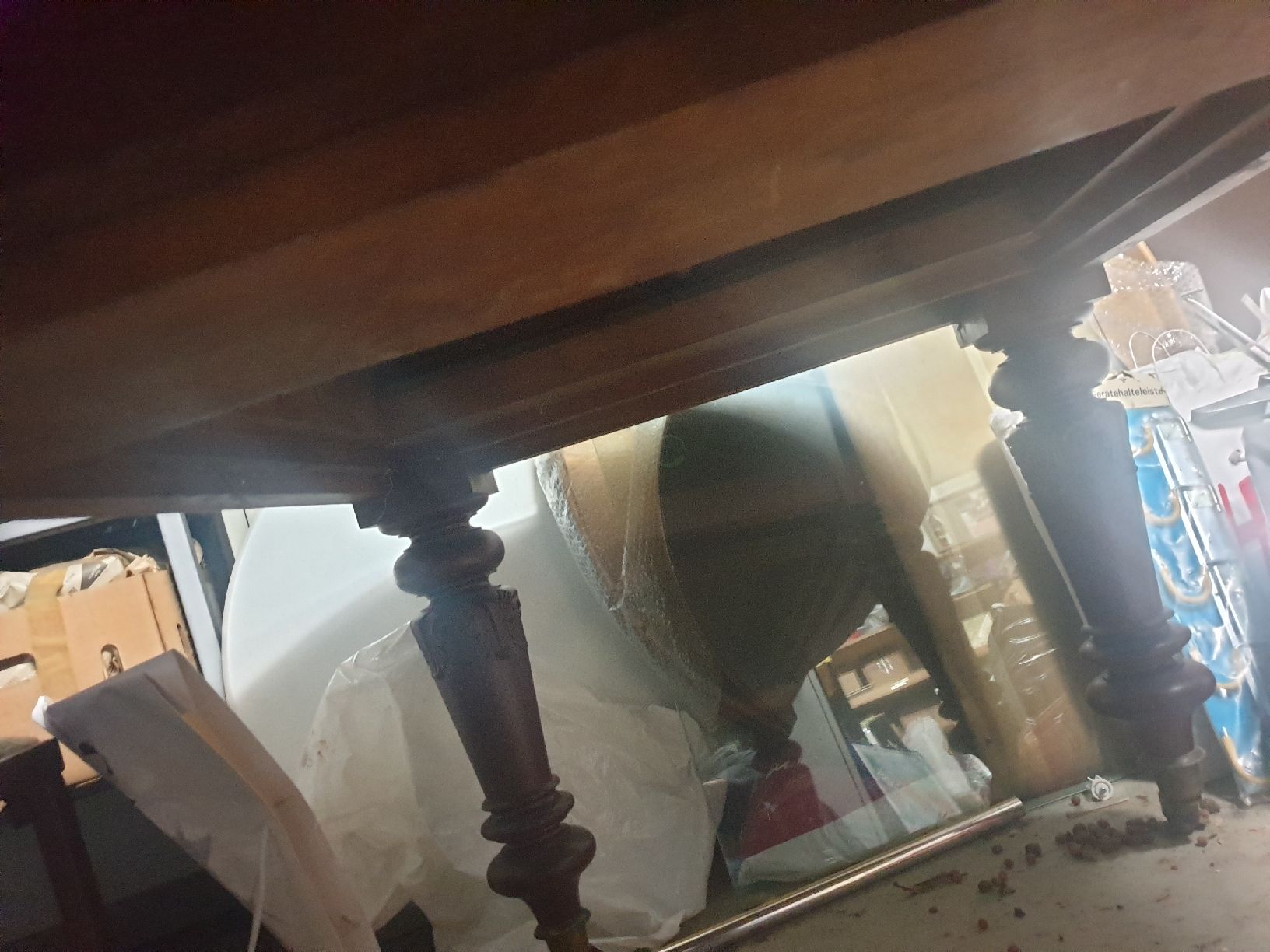 Tavoli: ovaler antiker Holztisch – Usato da Nürensdorf venduto da Quietschentchen 2
