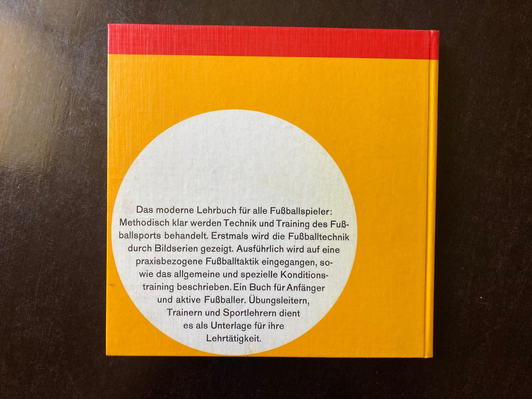 Libri: fußball perfekt: vom anfänger zum profi. – Usato da zürich venduto da Tombola8 5