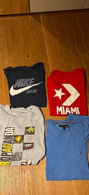 T-Shirts: Verschiedene Vintage Tshirts – Gebraucht aus Zürich von and_fwy7