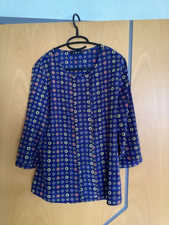 Damen Bluse Gr XL, neuwertig.