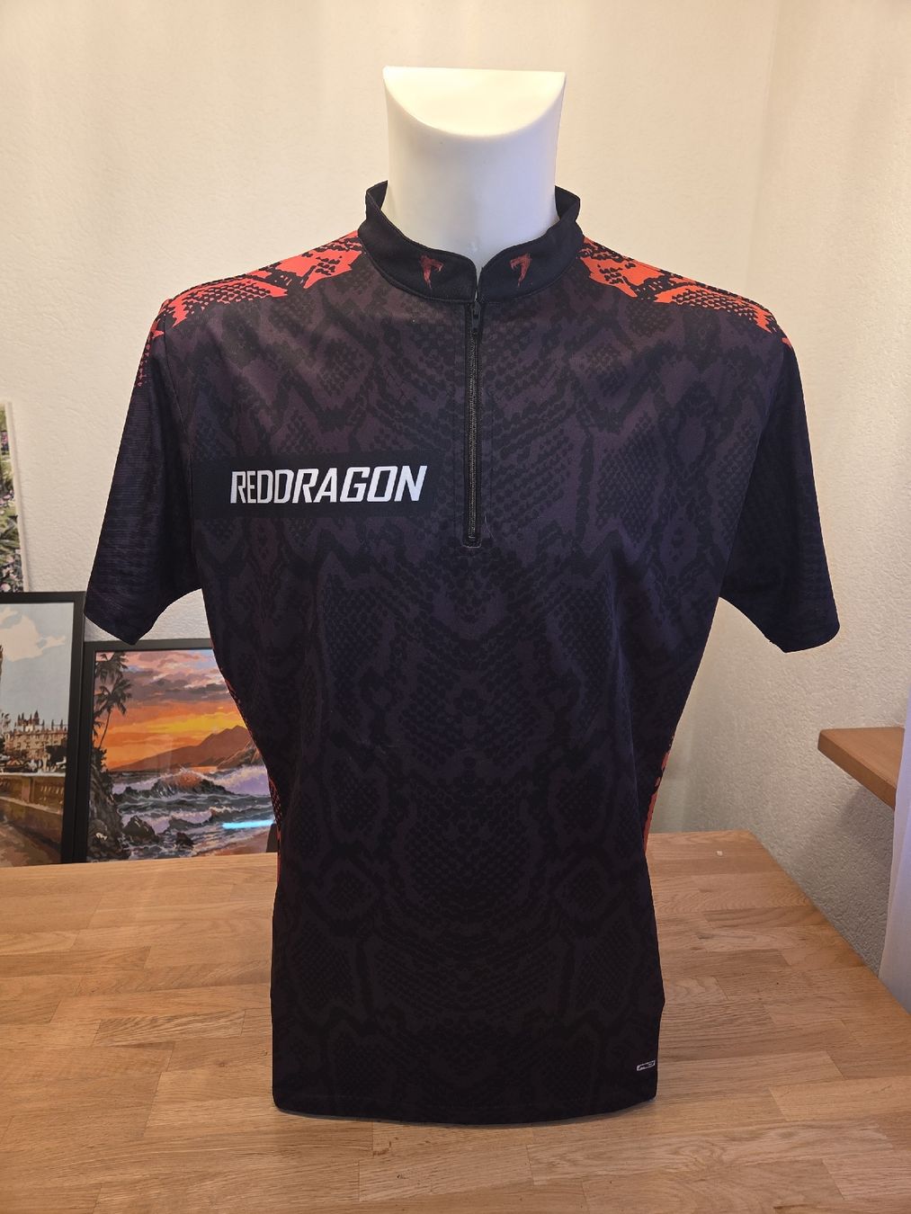 Freccette: Reddragon Peter Wright Limited Edition Polo Dart Shirt. – Usato da Wittenbach venduto da sas_n2wg