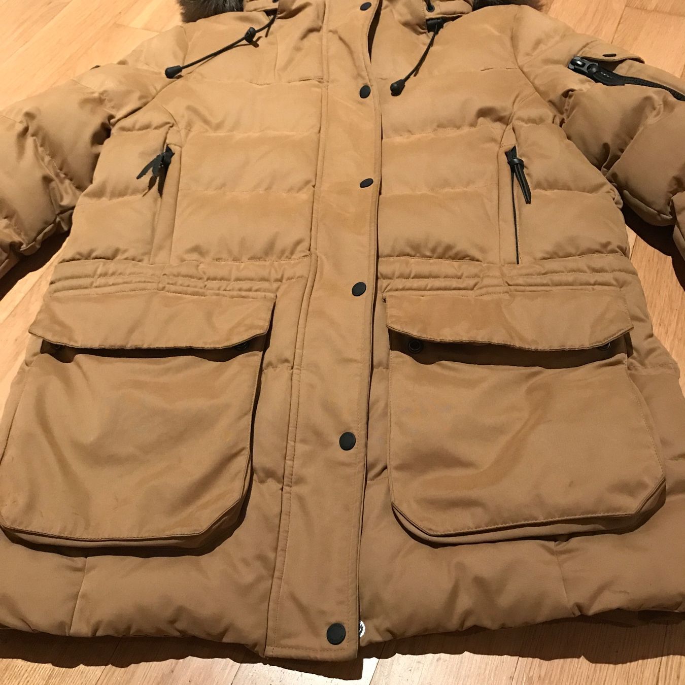 Superdry Giacche: Superdry Damen Winterparka 40 / M – Usato da Langenthal venduto da mchmielu82 2