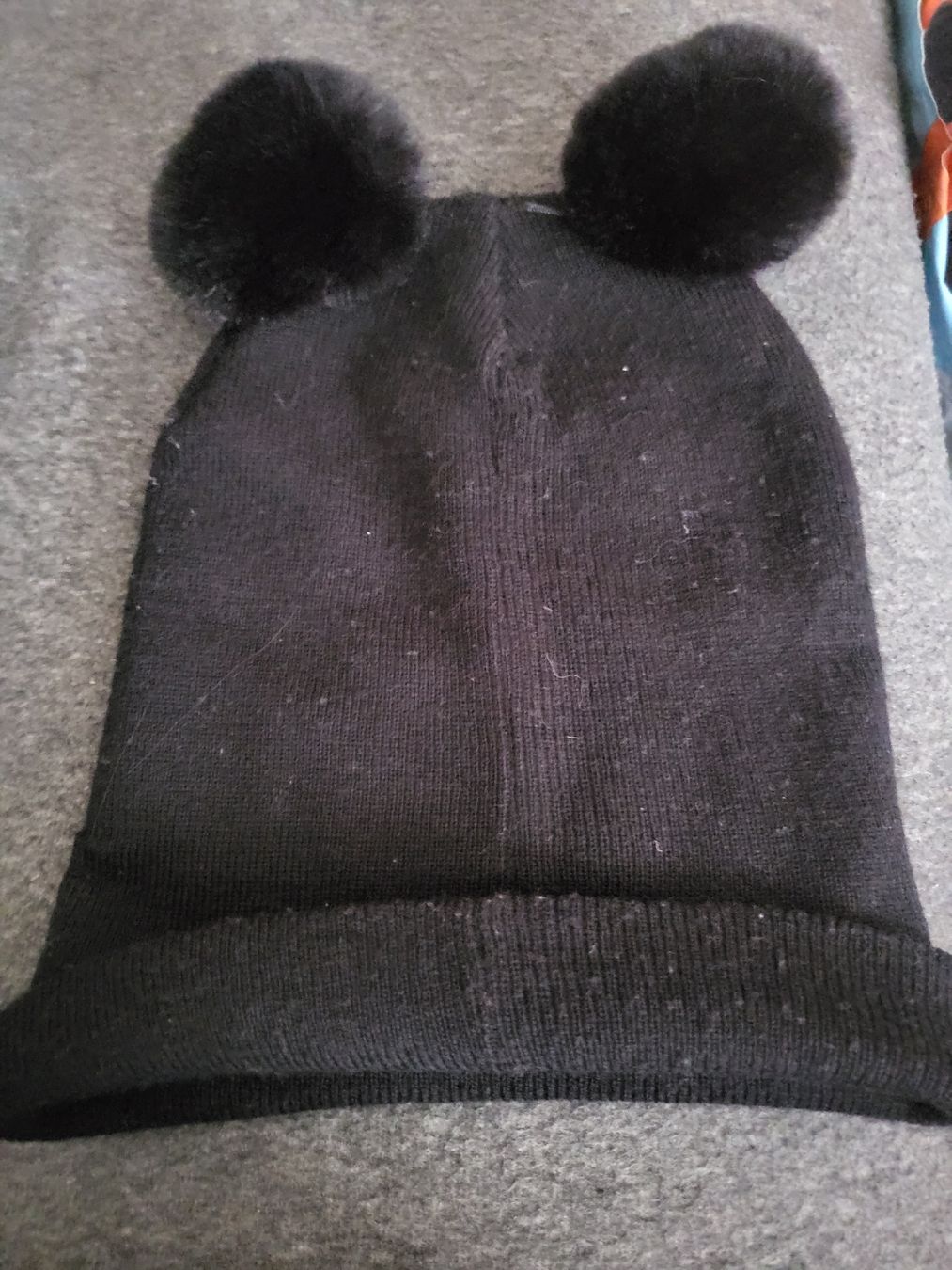 Altro abbigliamento per bambina: Mütze Bommel schwarz  – Usato da Jona venduto da ramona024