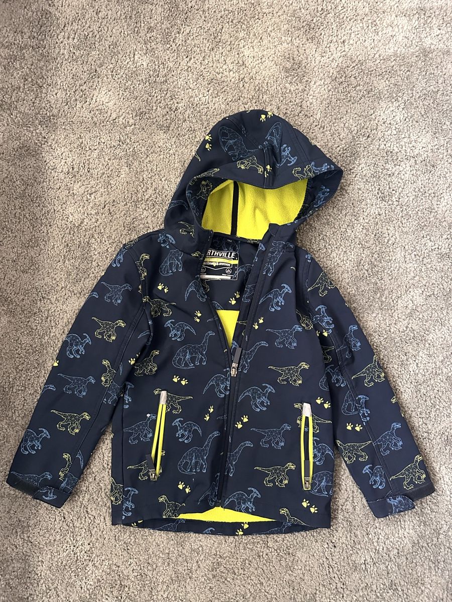 C&A Jacken & Mäntel: Softshelljacke Grösse 122 – Gebraucht aus Treiten von Joy84