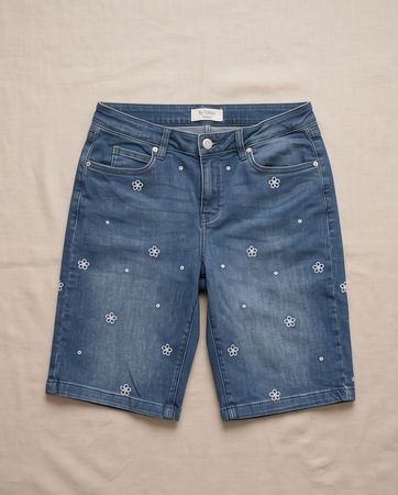 By Tchibo short - très bon état - taille 38