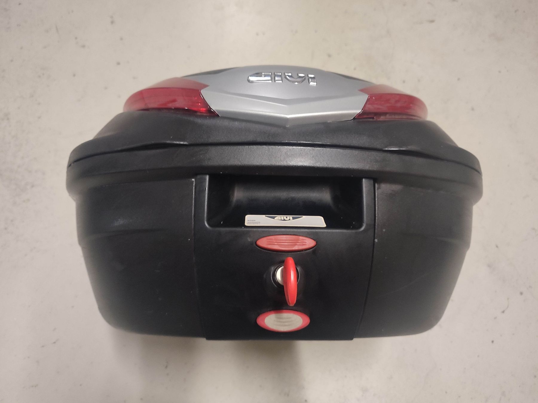 Givi Topcase: GIVI Topcase Motorrad Mofa Roller Töff neuwertig – Usato da Elfingen venduto da Cat33 4