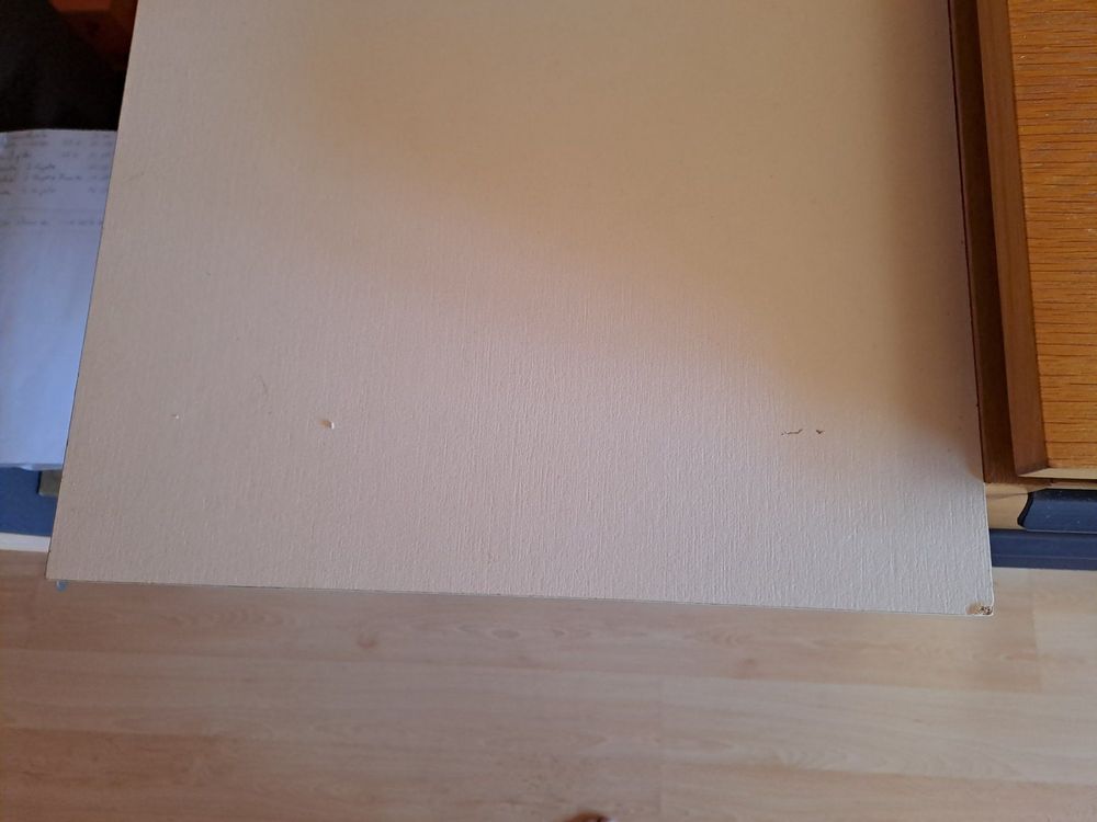 Scrivanie: Robuster, grosser, abschliessbarer Schreibtisch aus Holz – Usato da Andwil TG venduto da Natur5 5