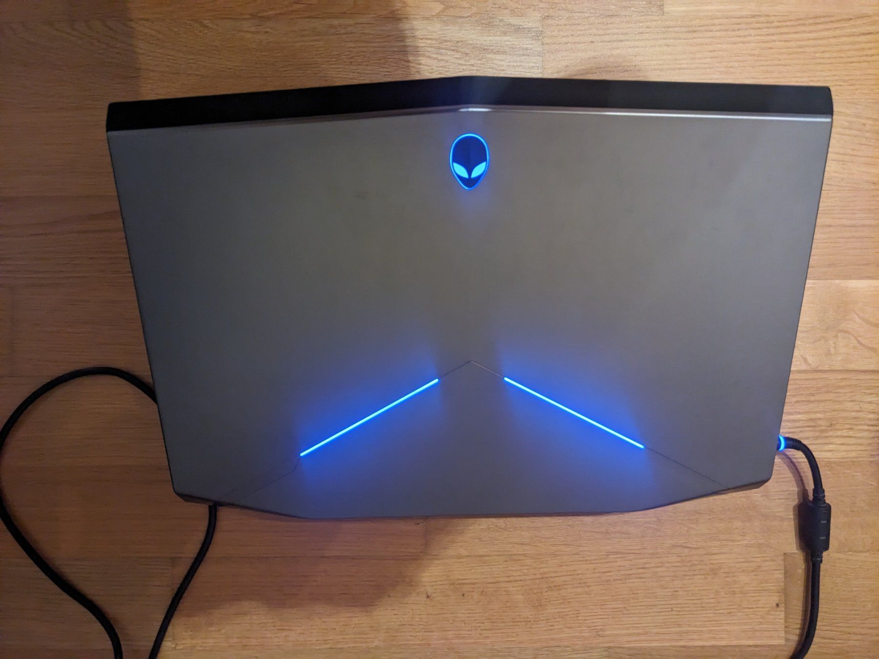 Alienware Notebooks: Alienware A17-6290, Gaming Laptop Notebook Dell – Gebraucht aus Düdingen von  1