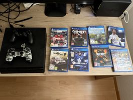 PS4 Pro mit 8 Games und 2 Controller