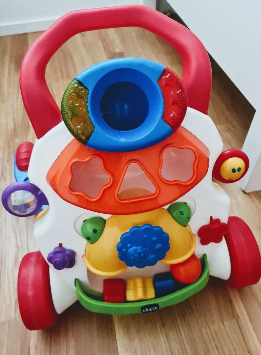 Chicco Fahrzeuge für Kinder: CHICCO 2in1 Lauflernwagen/Laufhilfe – Gebraucht aus Weiach von mina25