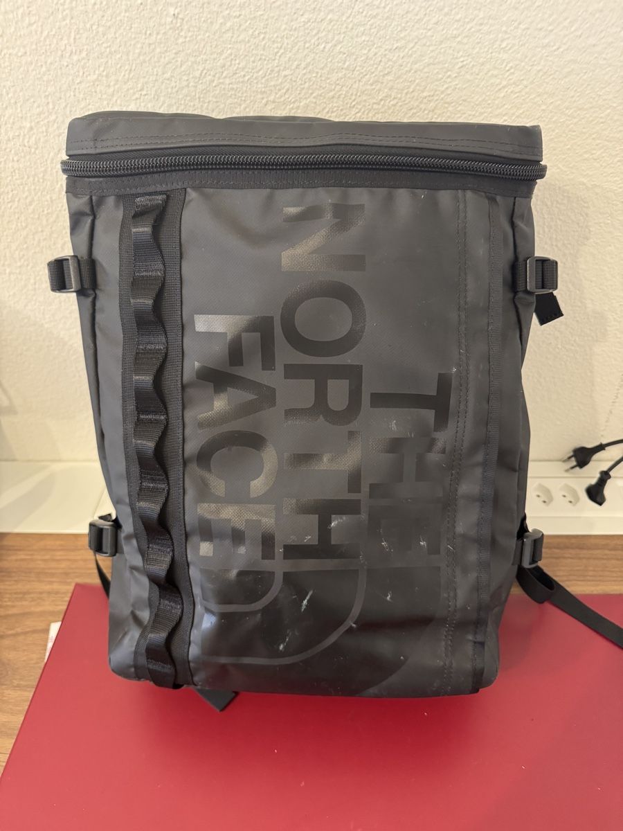 North Face Rucksäcke: Rucksack The North Face – Gebraucht aus Luzern von Lyn_xrq9