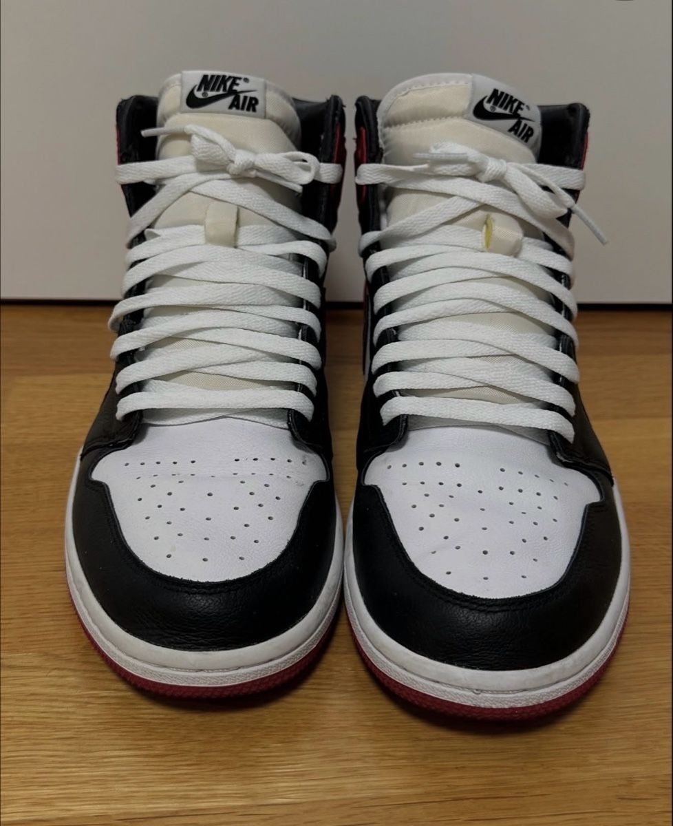 Jordan Herrenschuhe: Jordan 1 High "Satin Blacktoe" – Gebraucht aus Basel von Kevinbuckcards 1