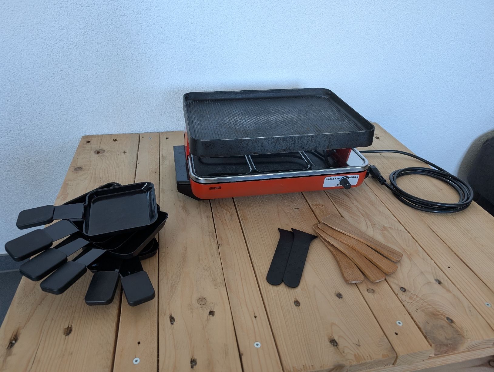 Sigg Elettrodomestici da cucina: Sigg Raclette-Grill, Raclette Ofen – Usato da Buttwil venduto da Sadusk
