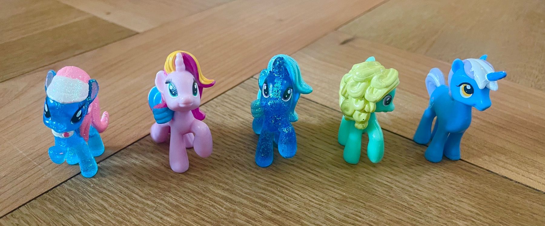 Giocattoli: 5 Little Ponys – Usato da Zürich venduto da Capetown14